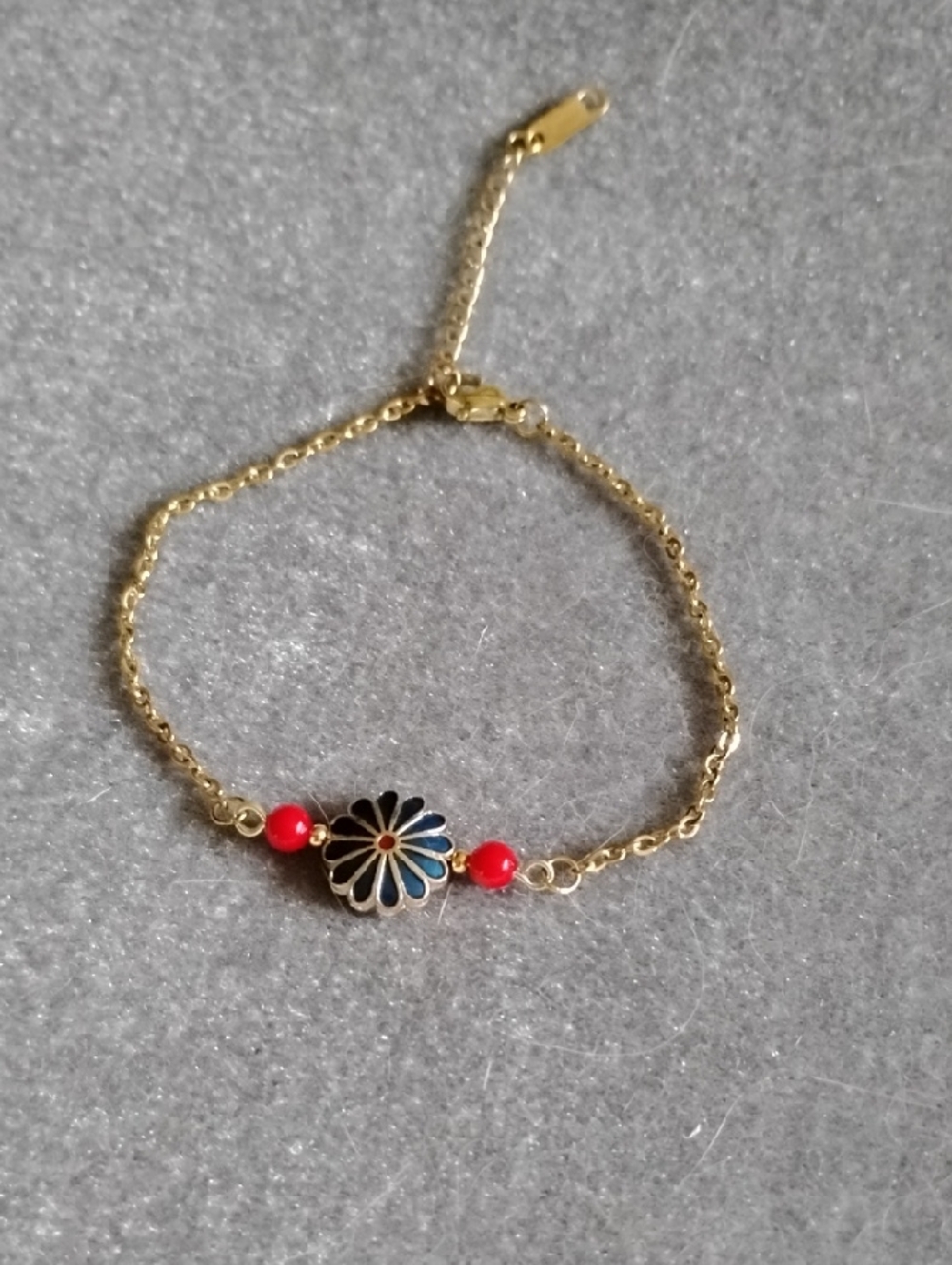 Hand Crafted 18kt Gold Chain Bracelet with Bamboo Coral and Enamel Flower